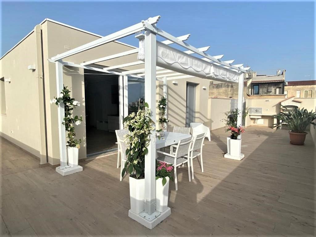 Rossini Penthouse Lägenhet Cagliari Exteriör bild