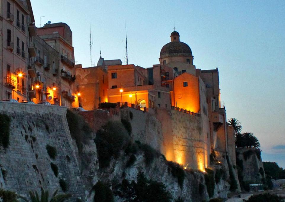 Rossini Penthouse Lägenhet Cagliari Exteriör bild